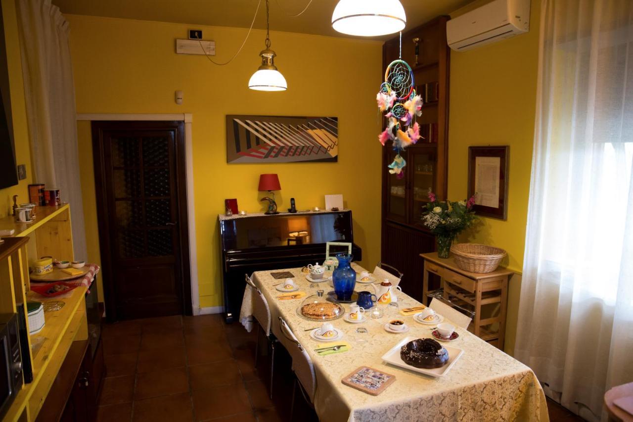 L'Acchiappasogni Bed And Breakfast Colle di Fuori Exterior photo